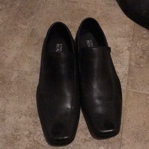 4 8 1/2 KC new.Alfani 8 1/2 new.Timbs 8 1/2